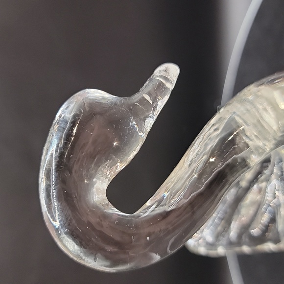 Vintage Clear Glass Swan w/Controlled Bubbles - Picture 8 of 13